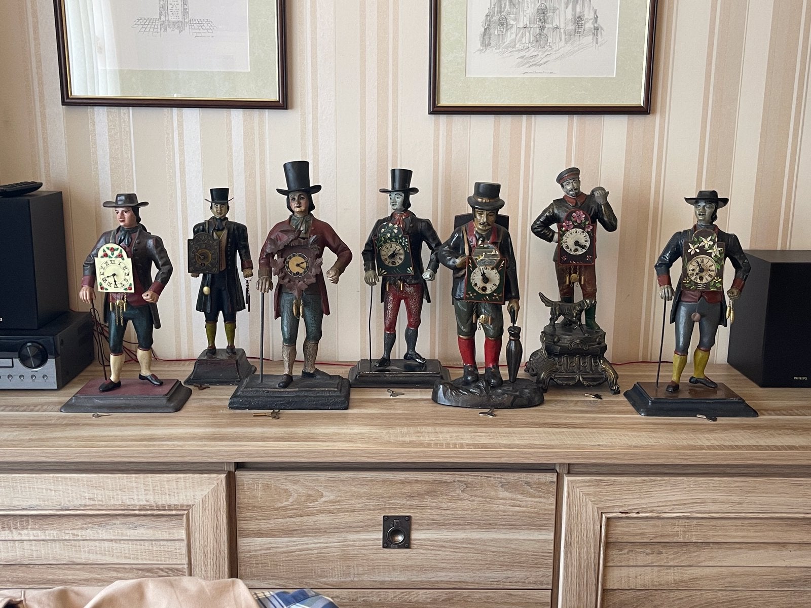 Uitzonderlijke collectie: 7 verschillende klokkenmannetjes!!, Antiek en Kunst, Ophalen
