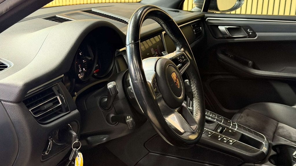 Porsche Macan 2.0 Turbo PDK * GARANTIE 12 MOIS * 1ER PROPRIE, Auto's, Automaat, 245 pk, Gebruikt, 4 cilinders