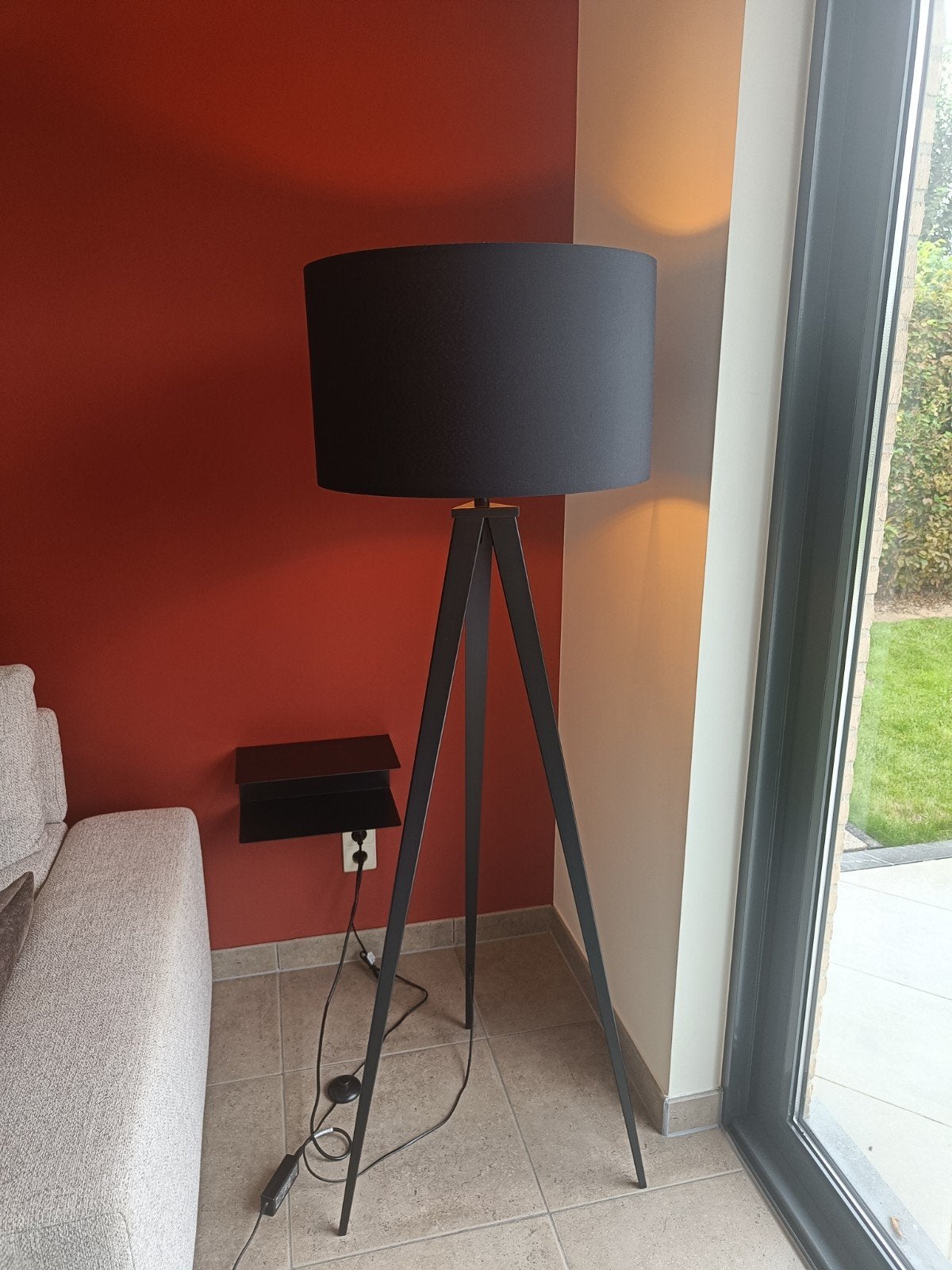 Zwarte staande lamp en zwarte tafellamp te koop, Ophalen