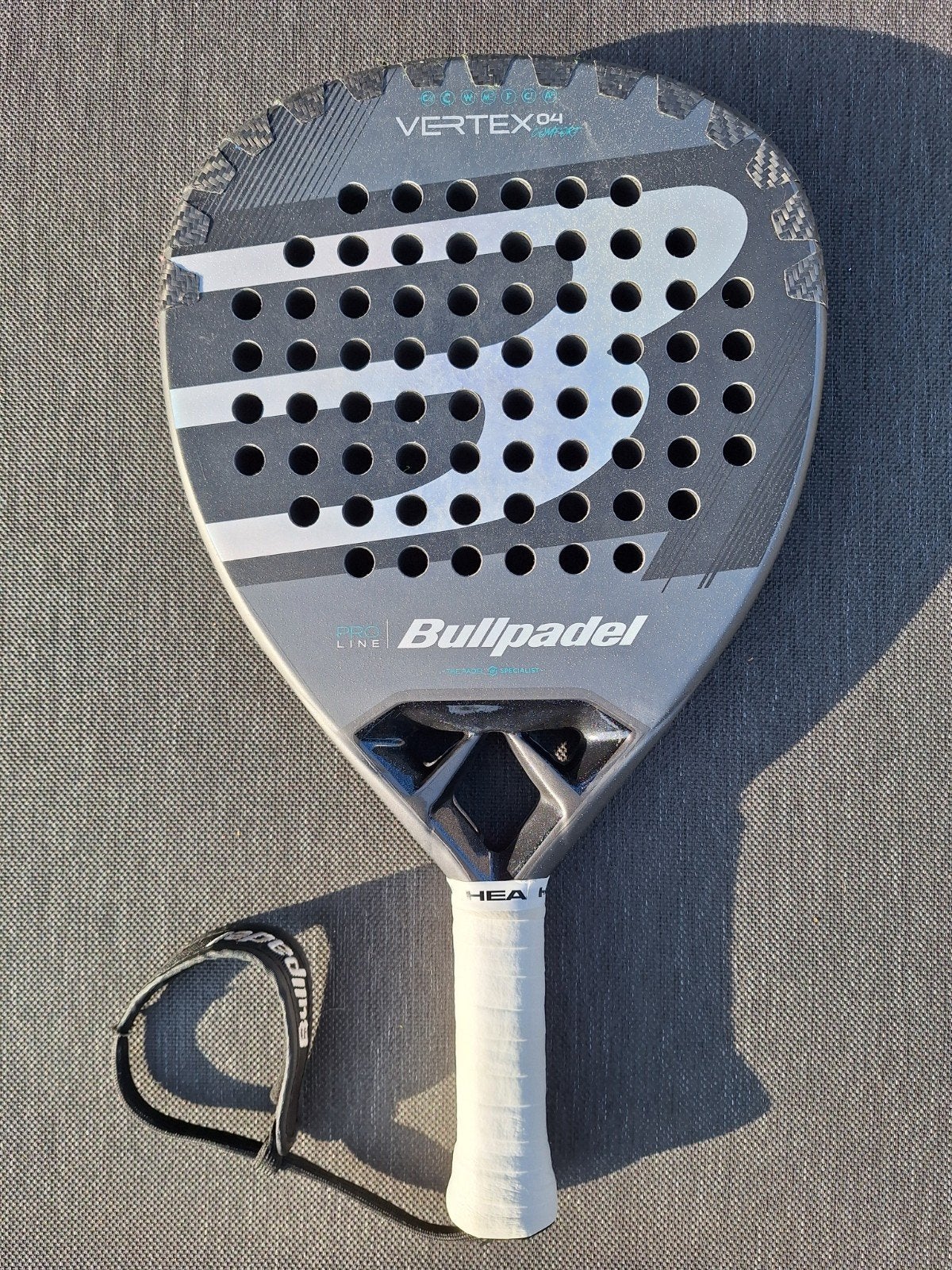 bullpadel vertex04 Ltd edition, Sports & Fitness, Padel, Enlèvement, Comme neuf, Raquette de padel