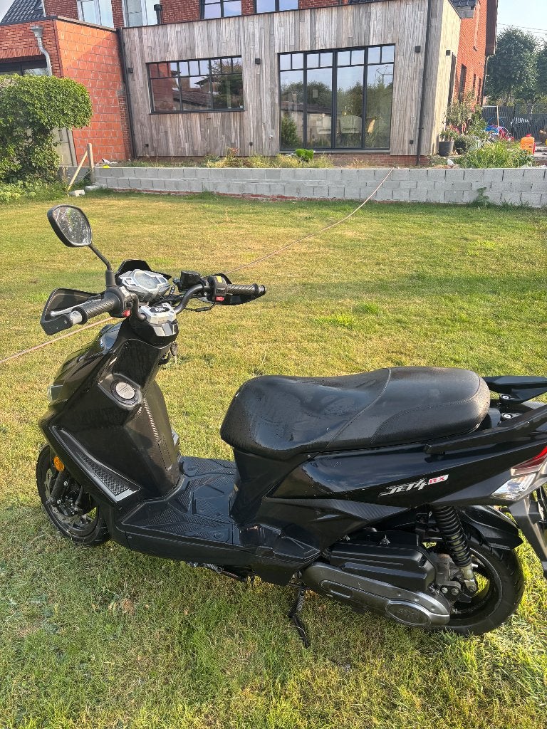 Scooter b klasse, Fietsen en Brommers, Brommers | Overige merken, Zo goed als nieuw, Klasse B (45 km/u), Ophalen