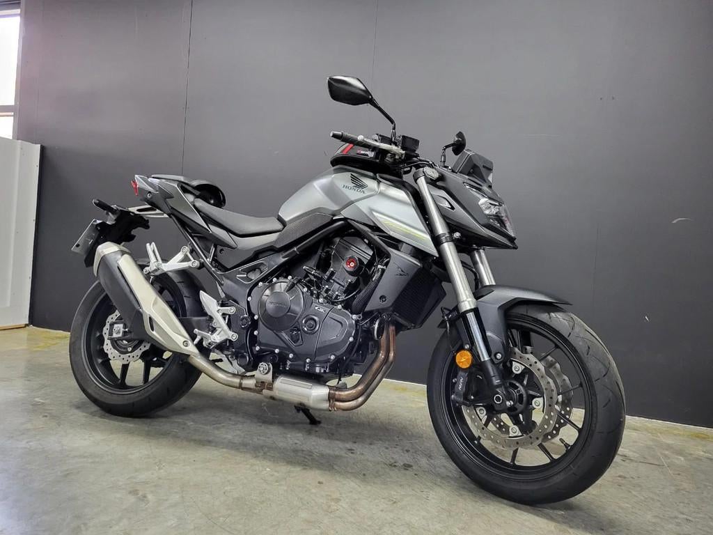 Honda Hornet 750 met Honda garantie en assistance (bj 2024), Motoren, Motoren | Honda, 750 cc, Bedrijf, Meer dan 35 kW, Overig