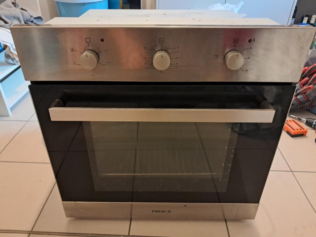 Four encastrable friac iom 5205 ix, Elektronische apparatuur, Ovens, Oven