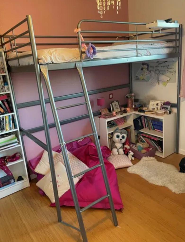 Lit ikea svarta, Ophalen, Zo goed als nieuw