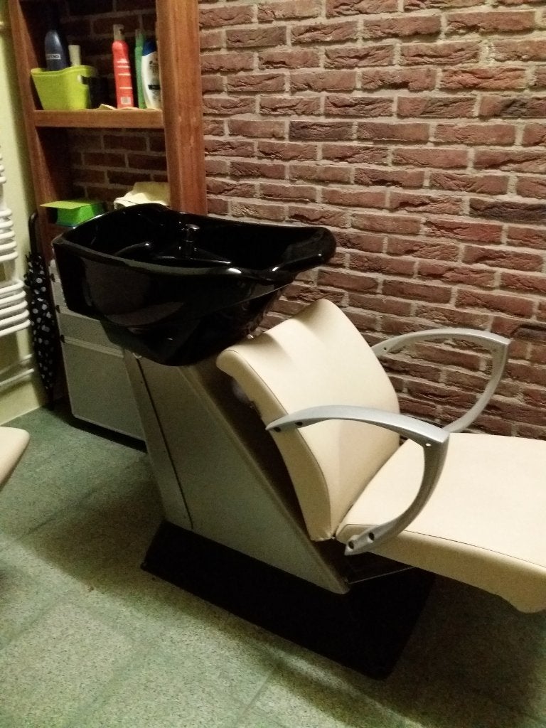 kappersstoel + wastafel / haarwasbak, Ophalen, Gebruikt