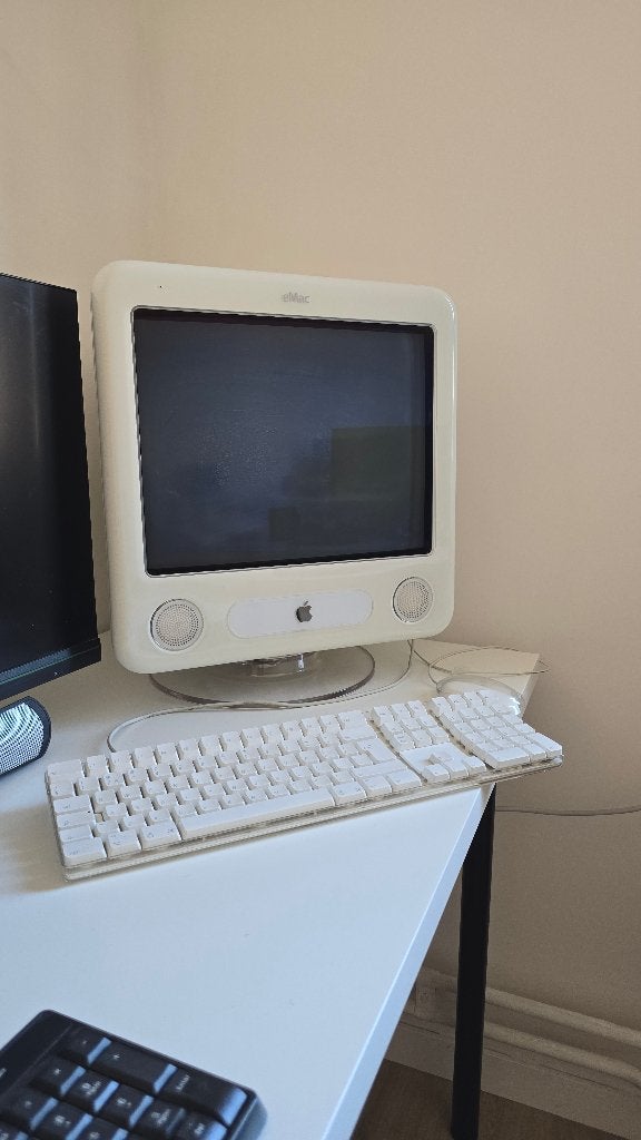Apple iMac G4 (eMac) vintage avec support inclinable, Enlèvement, Apple