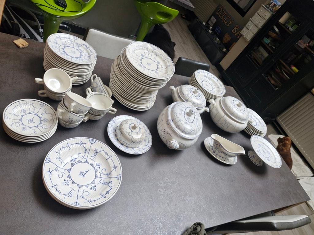Antiek Villeroy & boch servies met soep terrines, Enlèvement