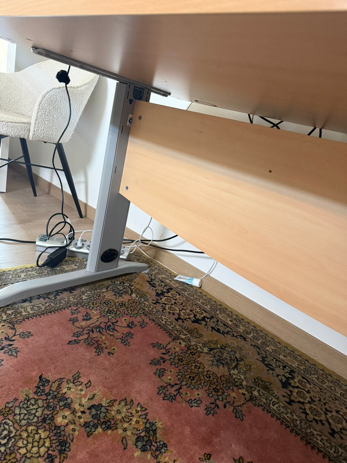 Bureau, Ophalen, Zo goed als nieuw