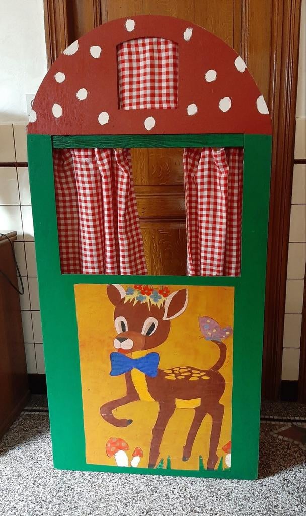 Retro Poppenkast, Ophalen
