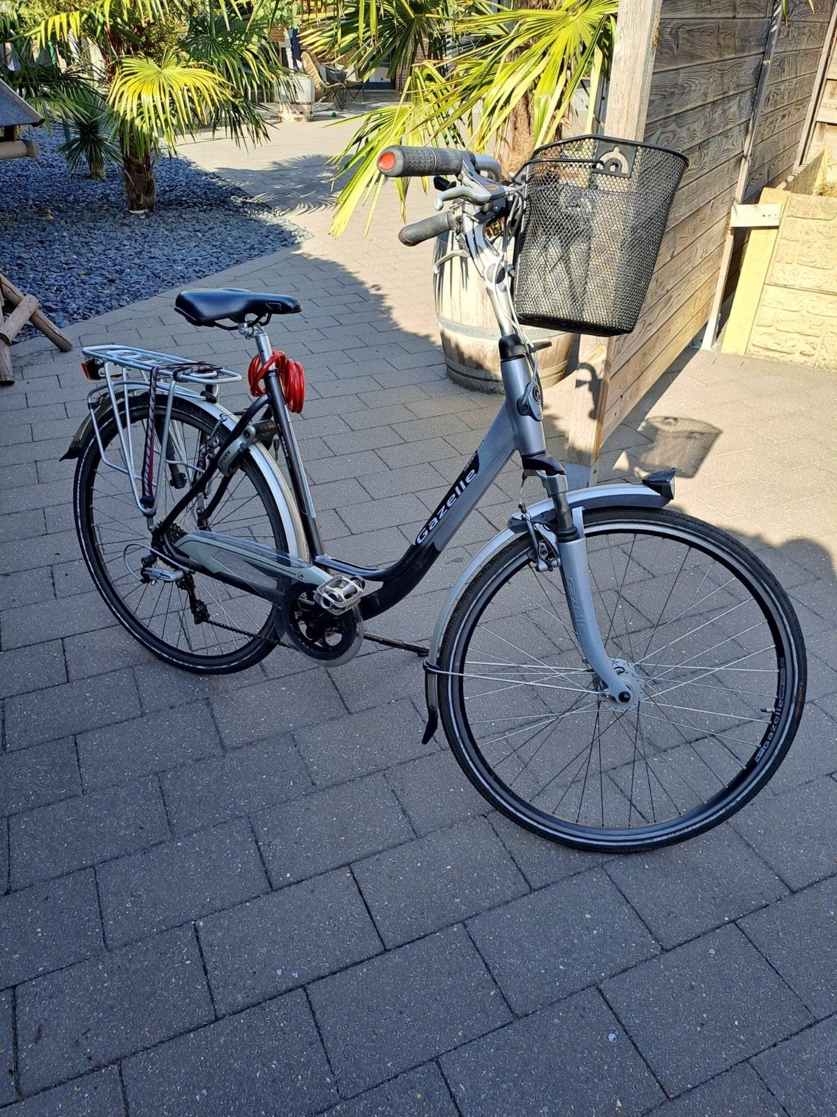 Damesfiets gazelle, Fietsen en Brommers, Ophalen, Zo goed als nieuw, Gazelle, Versnellingen