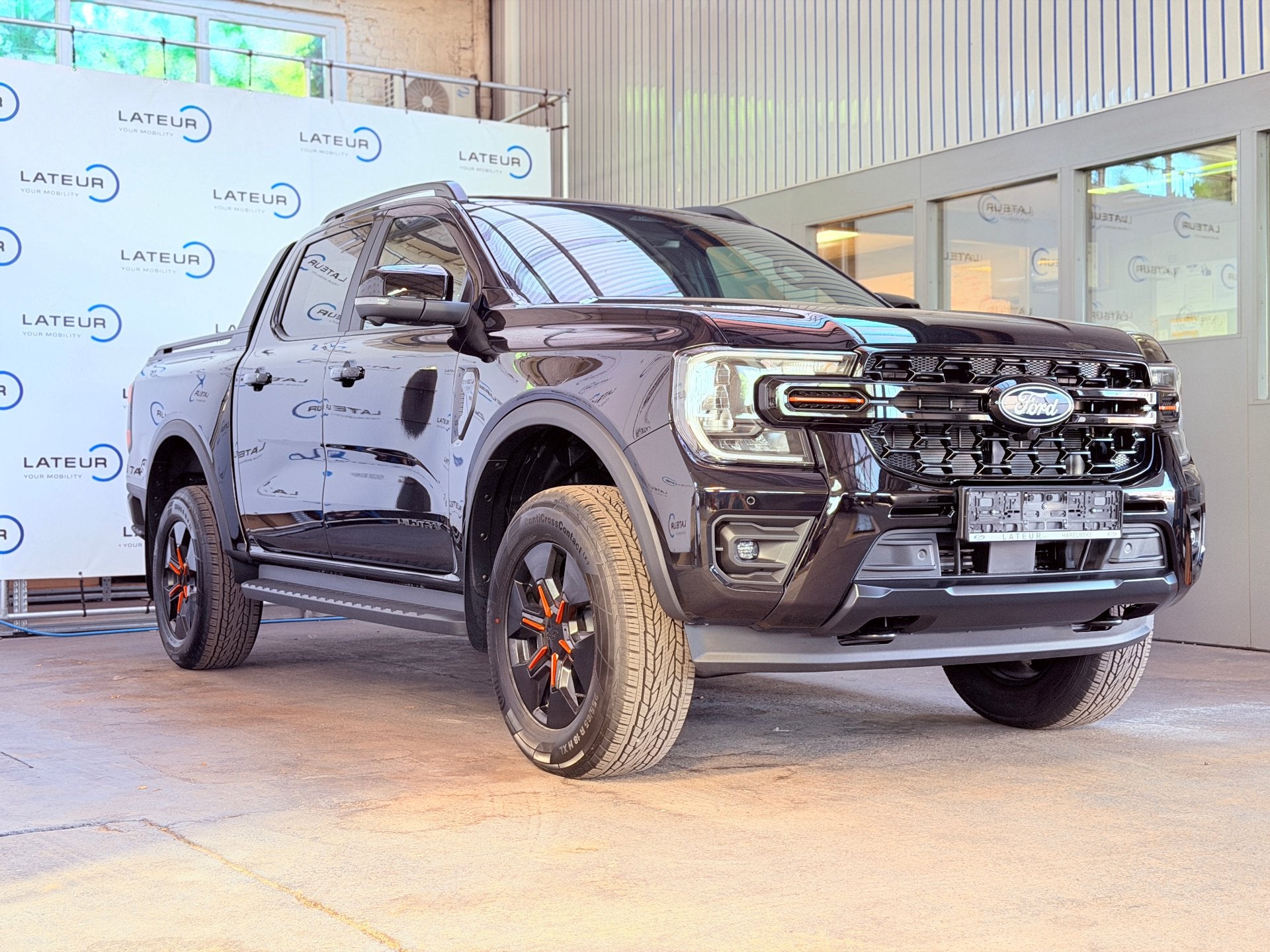 Ford Ranger Wildtrak PHEV 2.3i 281Pk - FACELIFT, Autos, Achat, Noir, 2261 cm³, 3500 kg