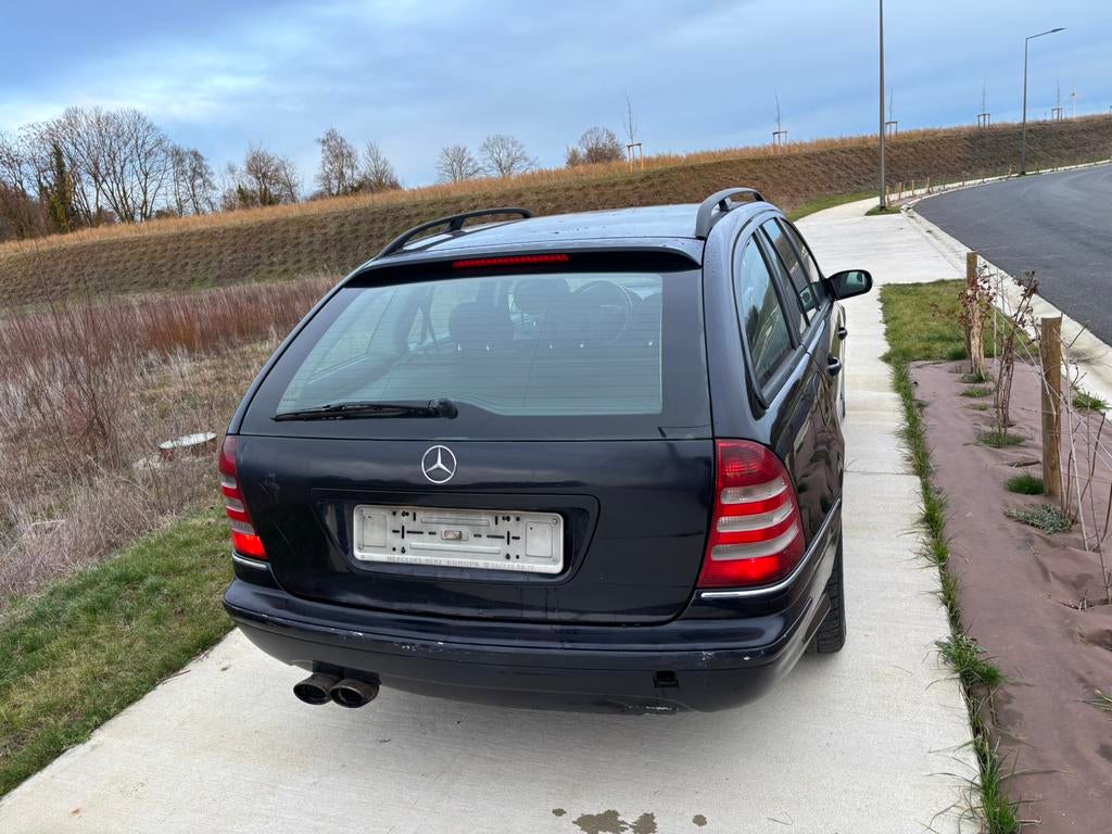 Mercedes-Benz C 220 CDI Break Avantgarde Xénon-cuir, Autos, Cuir, Achat, Entreprise, Boîte manuelle