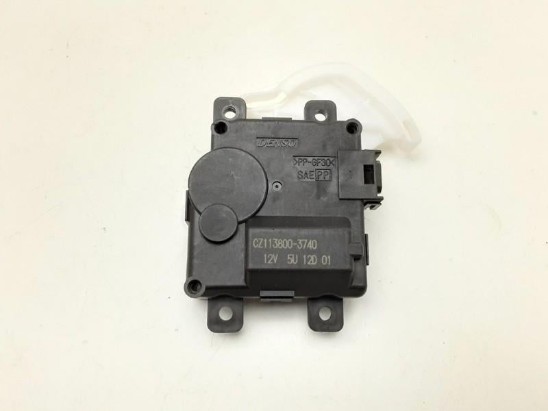 ACTIONNEUR MOTEUR VOLET CHAUFFAGE Suzuki Vitara (LY / MY), DENSO EUROPE B.V., Info@denso.nl, Utilisé, Hogeweyselaan 165
1382 JL  Weesp, NL
