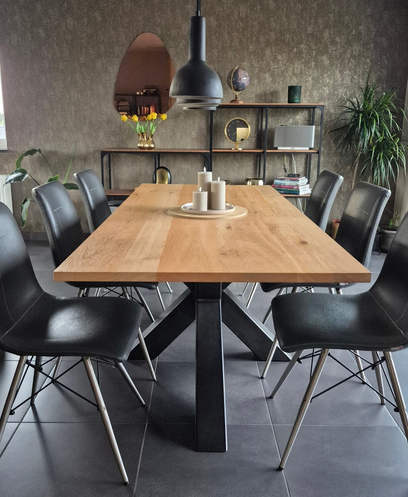 Table à manger en chêne avec 6 chaises en cuir de luxe, 150 à 200 cm, Cinq personnes ou plus, Chêne, Comme neuf