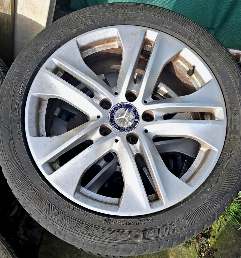 KIT 4X VELGEN/BANDEN 17 ORIGINEEL MERCEDES, Auto-onderdelen, Banden en Velgen, Ophalen, Winterbanden, Band(en)