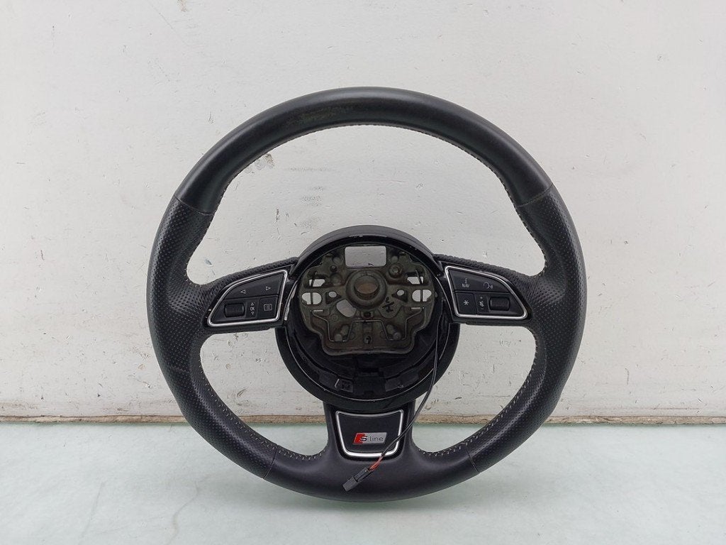 VOLANT DIRECTION Audi A1 Sportback (8XA / 8XF), Auto-Union-Straße  1,
85057  Ingolstadt, DE, Info@audi.de, Audi, Utilisé