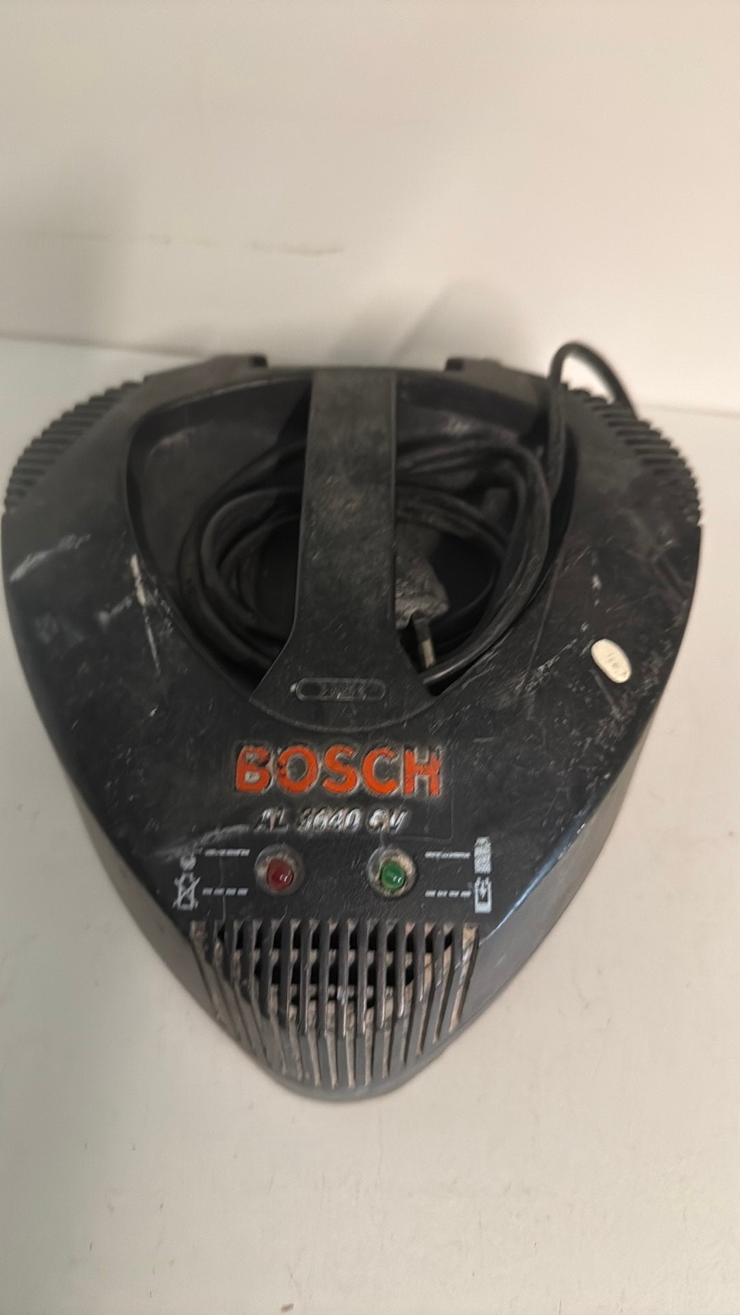 Chargeur rapide. Bosch Professional / Garden, Caravanes & Camping, Enlèvement ou Envoi, Comme neuf