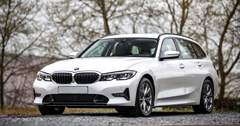 BMW 320i Touring Sport Line Aut. | 184 ch, Autos, Achat, 135 kW, Noir, 5 portes