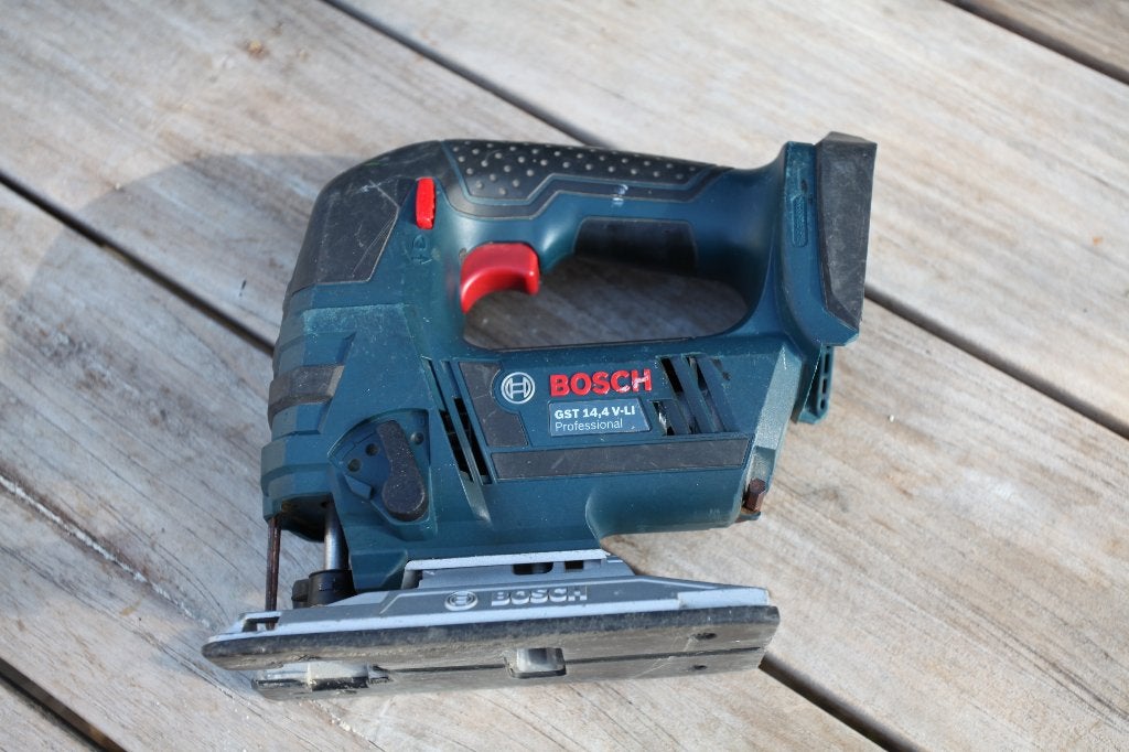 Bosh decoupeerzaag zeer goede staat 14,4 V goede batterij, Ophalen, Minder dan 30 mm, Gebruikt, Decoupeerzaag