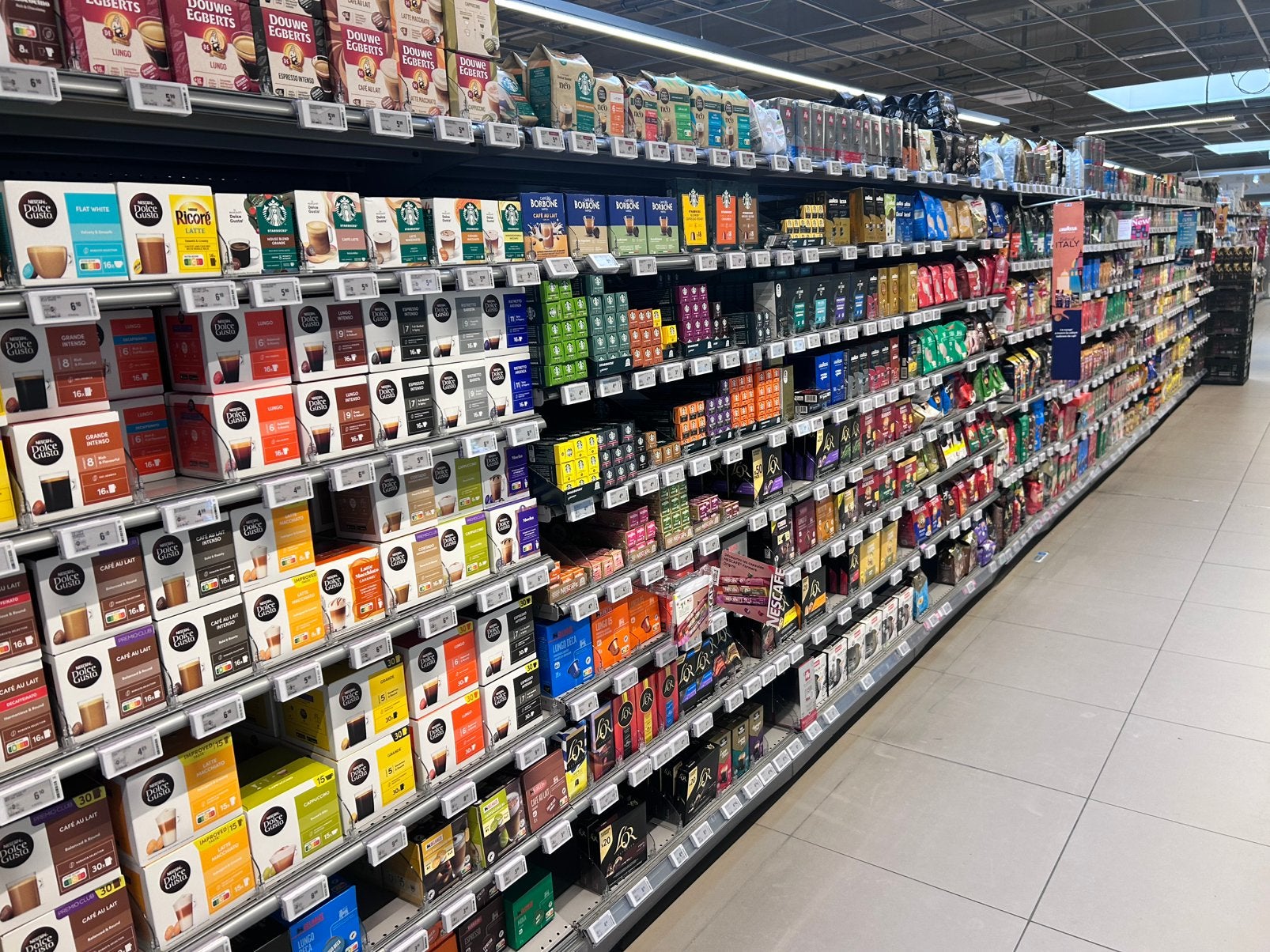 Lot winkelschappen 60 eur de rest 300 m, Ophalen of Verzenden