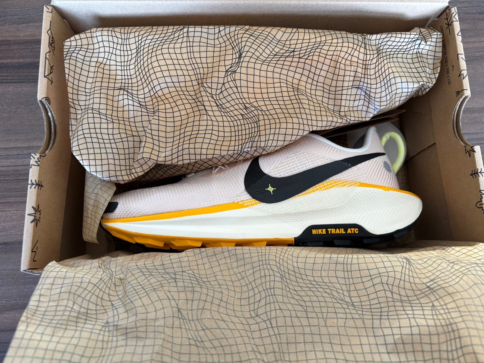 Nieuwe Nike Pegasus Trail 5 maat 40 Dames Loopschoenen, Ophalen, Zo goed als nieuw