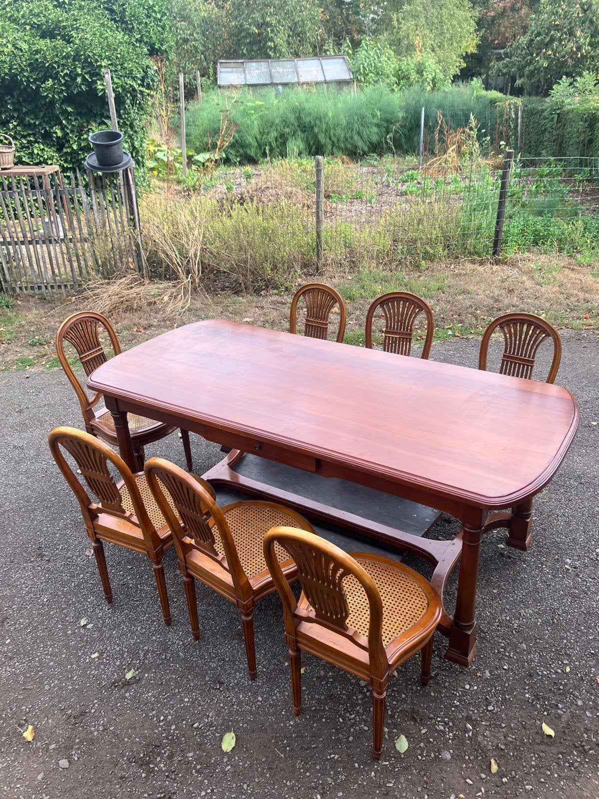 Tafel voor 8 personen , inclusief 7 stoelen, Ophalen