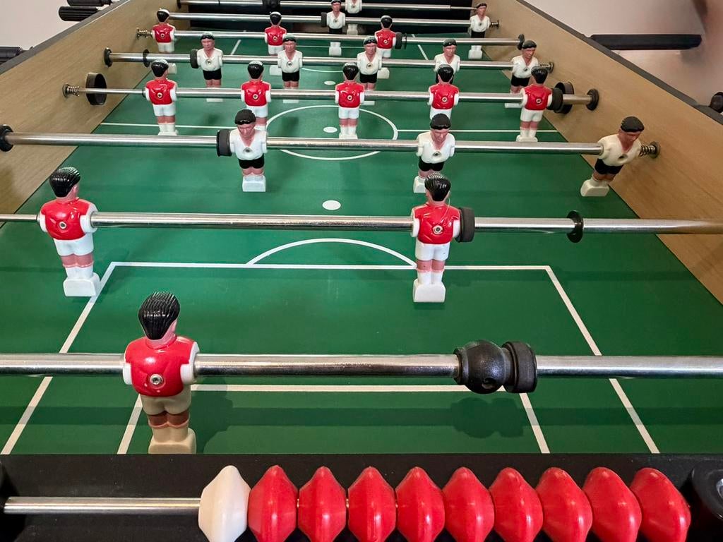 Voetbal tafel, Ophalen, Zo goed als nieuw