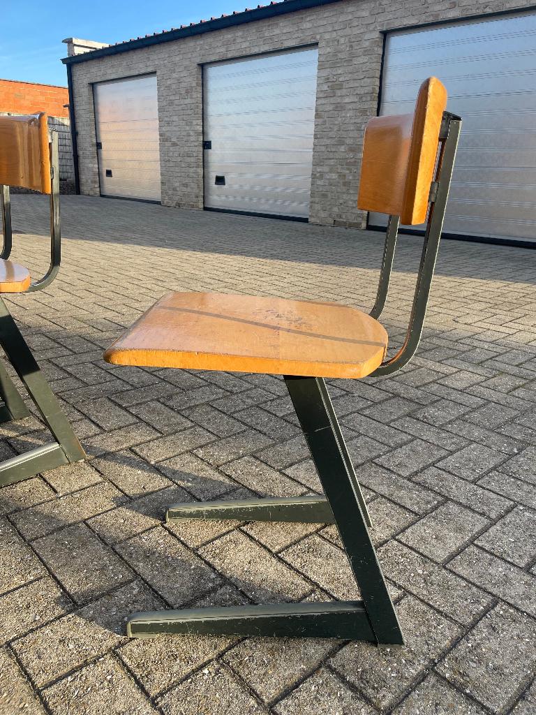 Oude schoolstoelen (10 stuks), Huis en Inrichting, Stoelen, Ophalen, Gebruikt, Hout