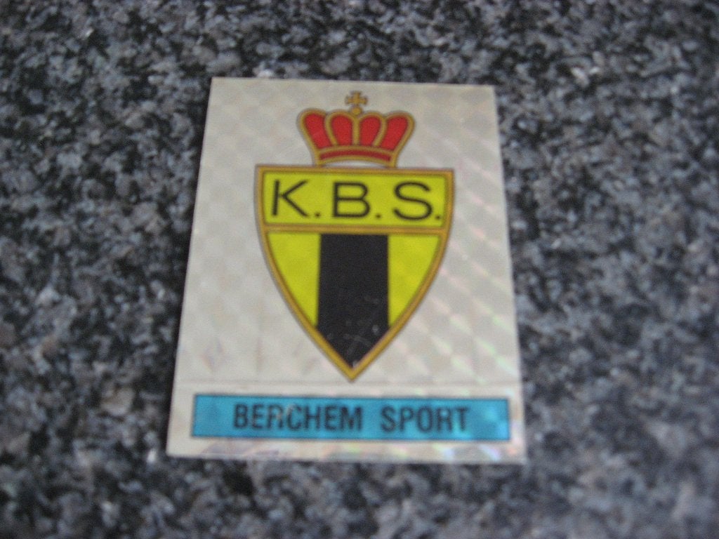 Berchem Sport Panini Sticker Football 87 Embleem Logo KBS, Hobby en Vrije tijd, Ophalen of Verzenden, Nieuw, Sticker