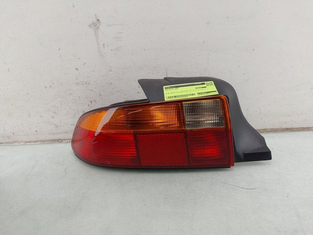 FEU ARRIÈRE GAUCHE Z3 Roadster (E36 / 7) (|63218389711|), Utilisé, BMW, Petuelring 130
80809  München, DE, Bayerische Motoren Werke AG