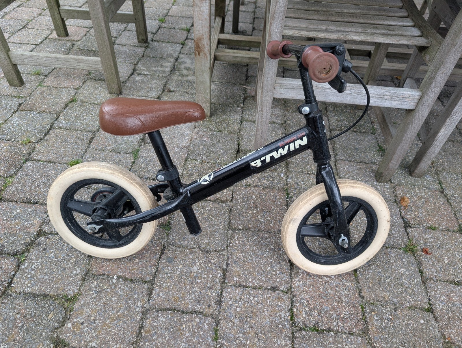 B'Twin (Decathlon) Runride 10 inch Loopfiets - Zwart/Bruin, Ophalen, Loopfiets