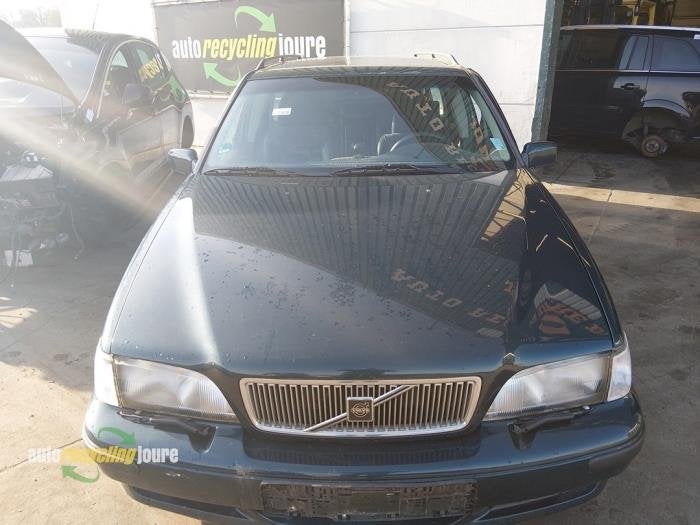 Capot d'un Volvo V70 (412-21), -, -, 3 mois de garantie, -