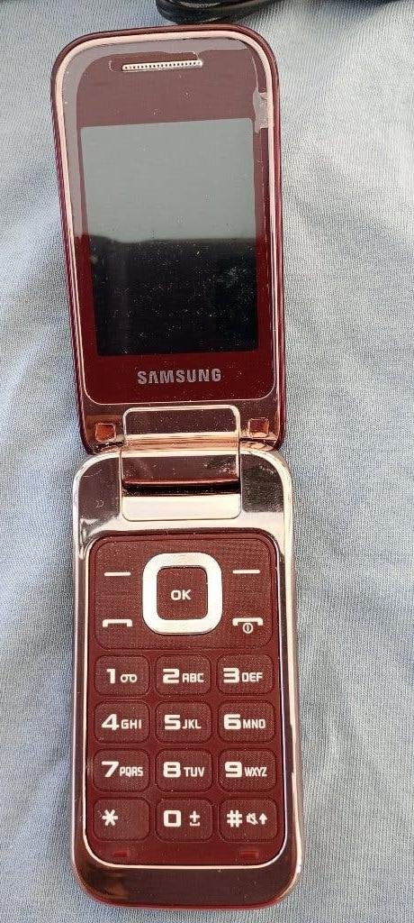 GSM Samsung GT-C3590 NEW, Télécoms, Neuf, Autres modèles, Autres couleurs, Clavier physique