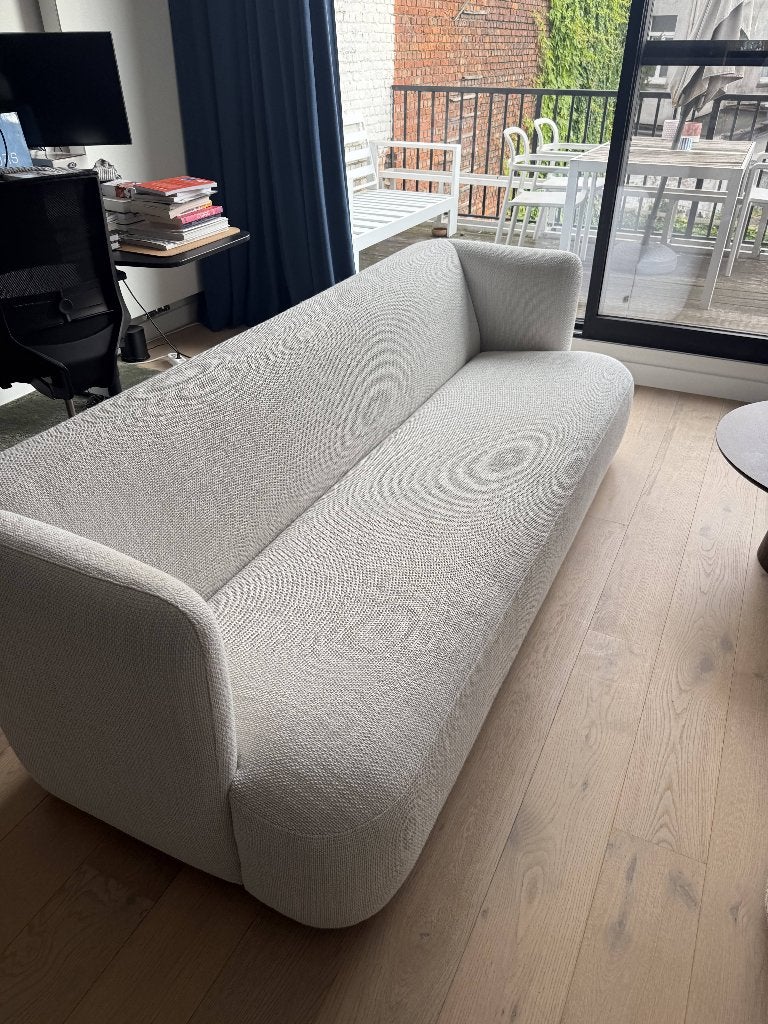 zitbank Koozo, Enlèvement