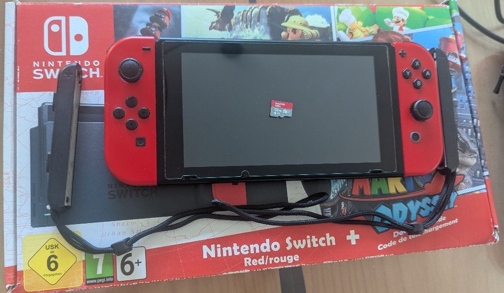 Nintendo Switch Mario Console + Arceus + Animal Crossing, Consoles de jeu & Jeux vidéo, Avec 1 manette, Enlèvement, Utilisé, Switch Original