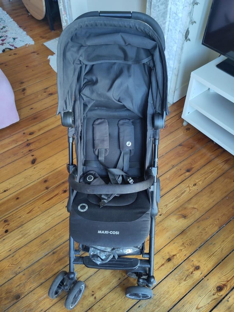 opvouwbare buggy maxi cosy Lara, Ophalen