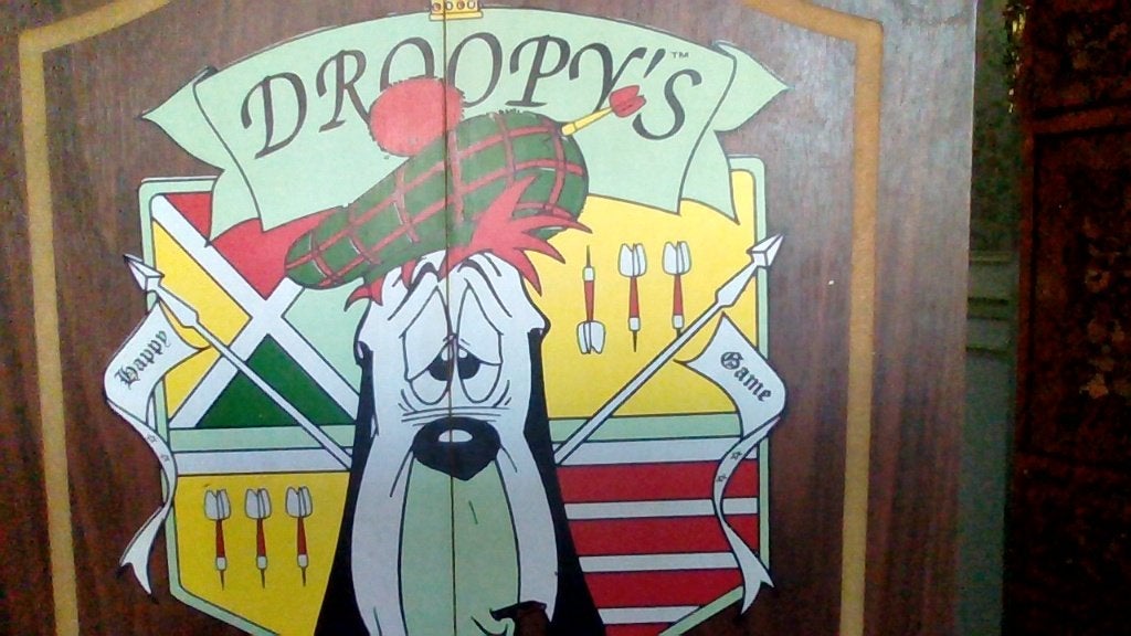 Jeu fléchette droopy  avec présentoir en bois, Enlèvement