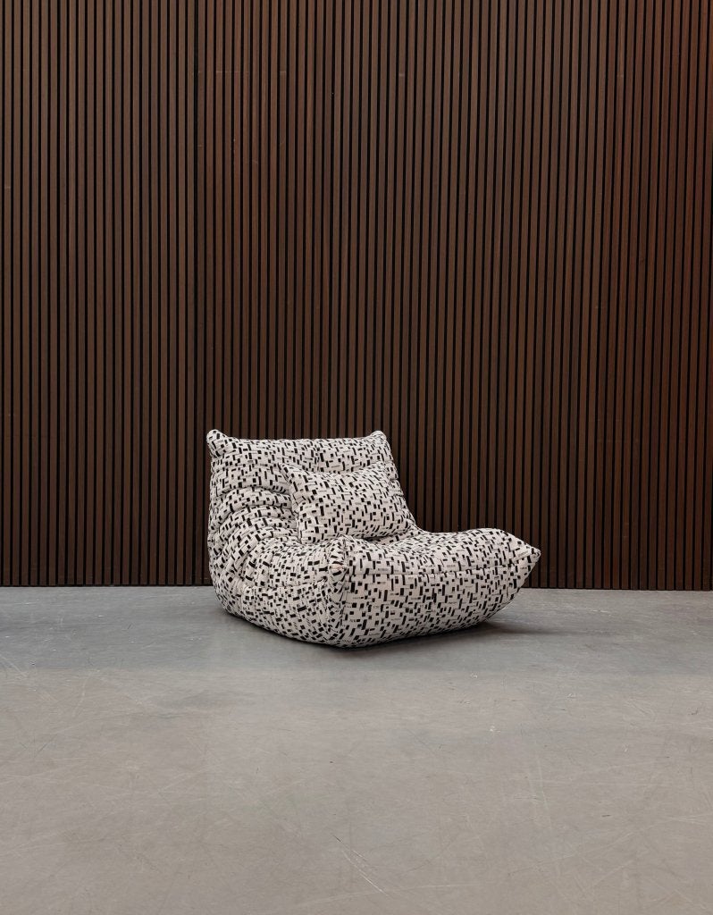 Ligne Roset Togo Fireside Chair eenzits | Pierre Frey, Ophalen of Verzenden