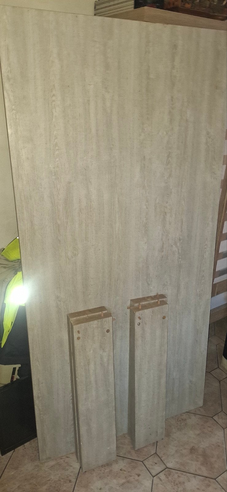 Tafel en 4 stoelen., Ophalen