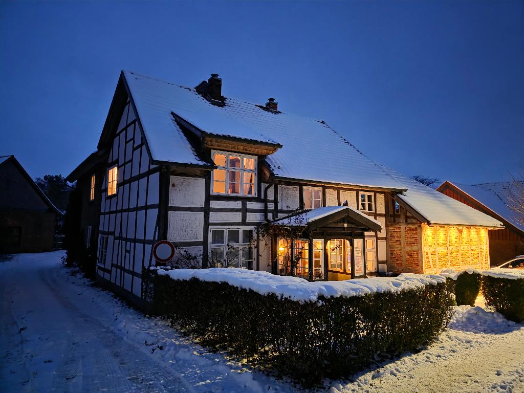 Groot huis, bouwgrond en eventueel boerderij in Duitsland, Immo, 31848 Bad Münder, Dorp, Woonhuis, 400 m²