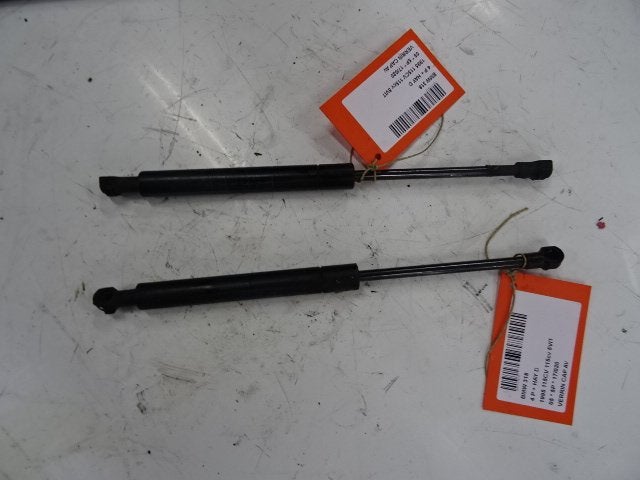 VERIN DE CAPOT 3 serie Touring (E46 / 3) (51.23-8202688), Mevr. I. Hauben, Utilisé, BMW, Rue de l'Espoir 34 34
4030  GRIVEGNÉE, BE