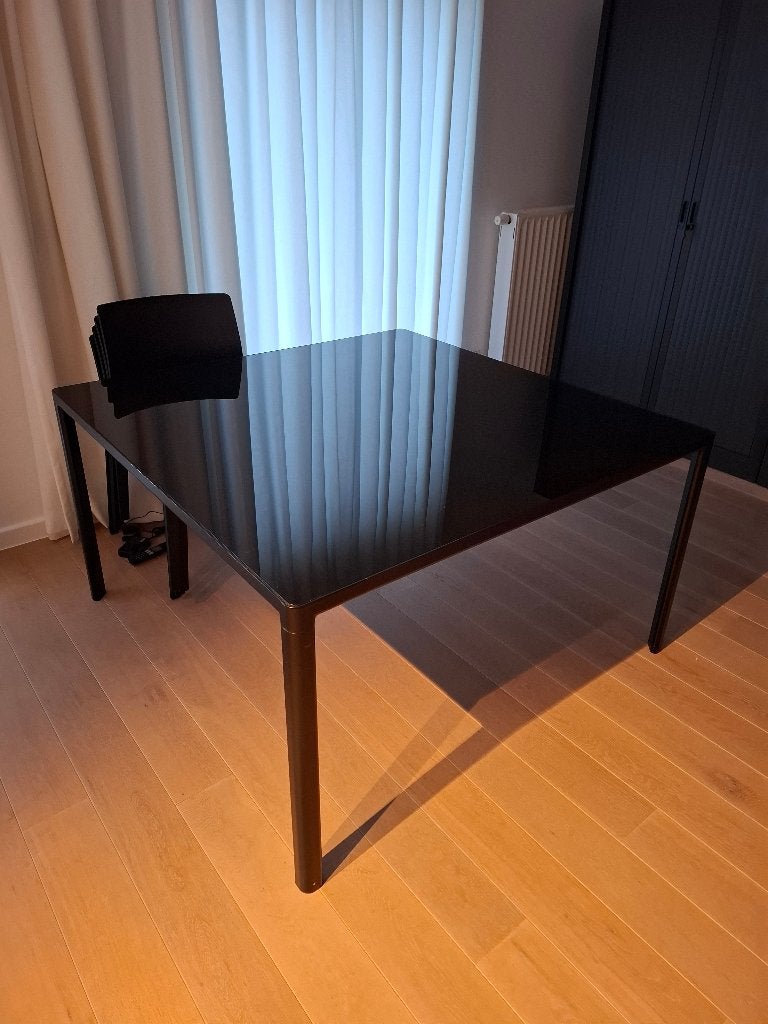 Zwarte eettafel - glas/metaal - vierkant, Ophalen, Gebruikt, Vierkant, Vijf personen of meer