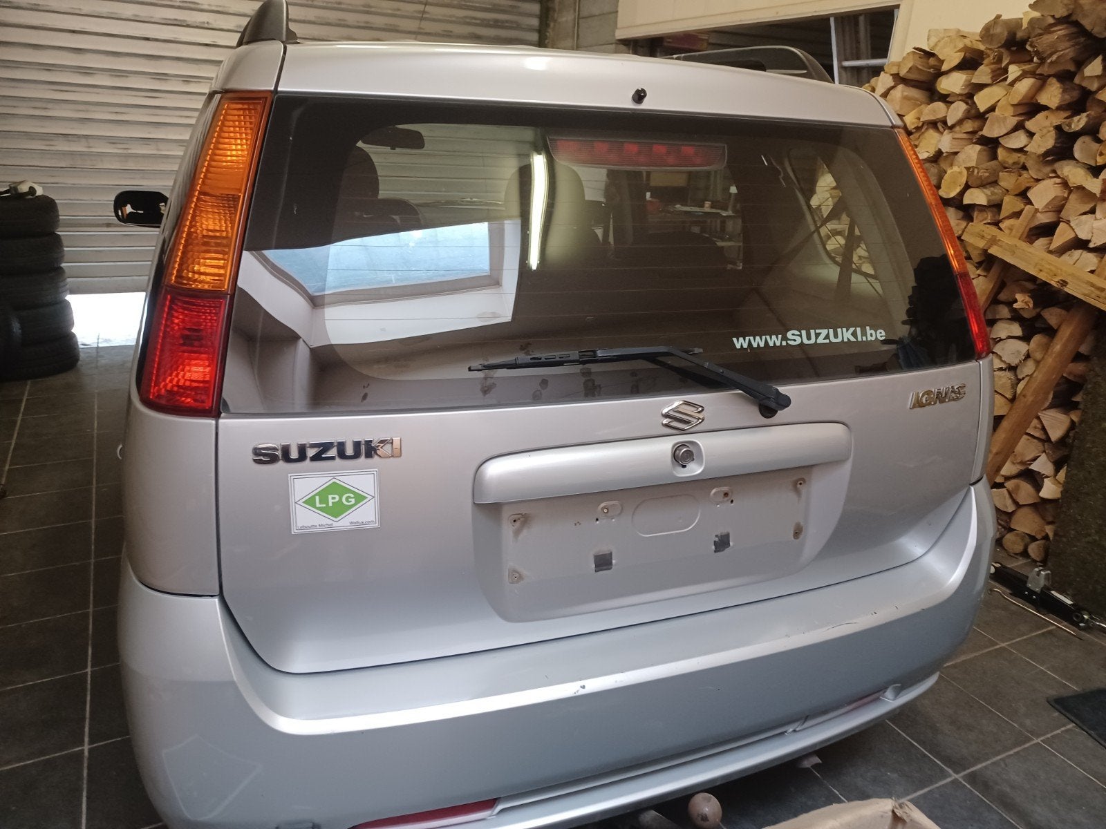 Suzuki Ignis 2004, lpg,  220000 km, Suzuki