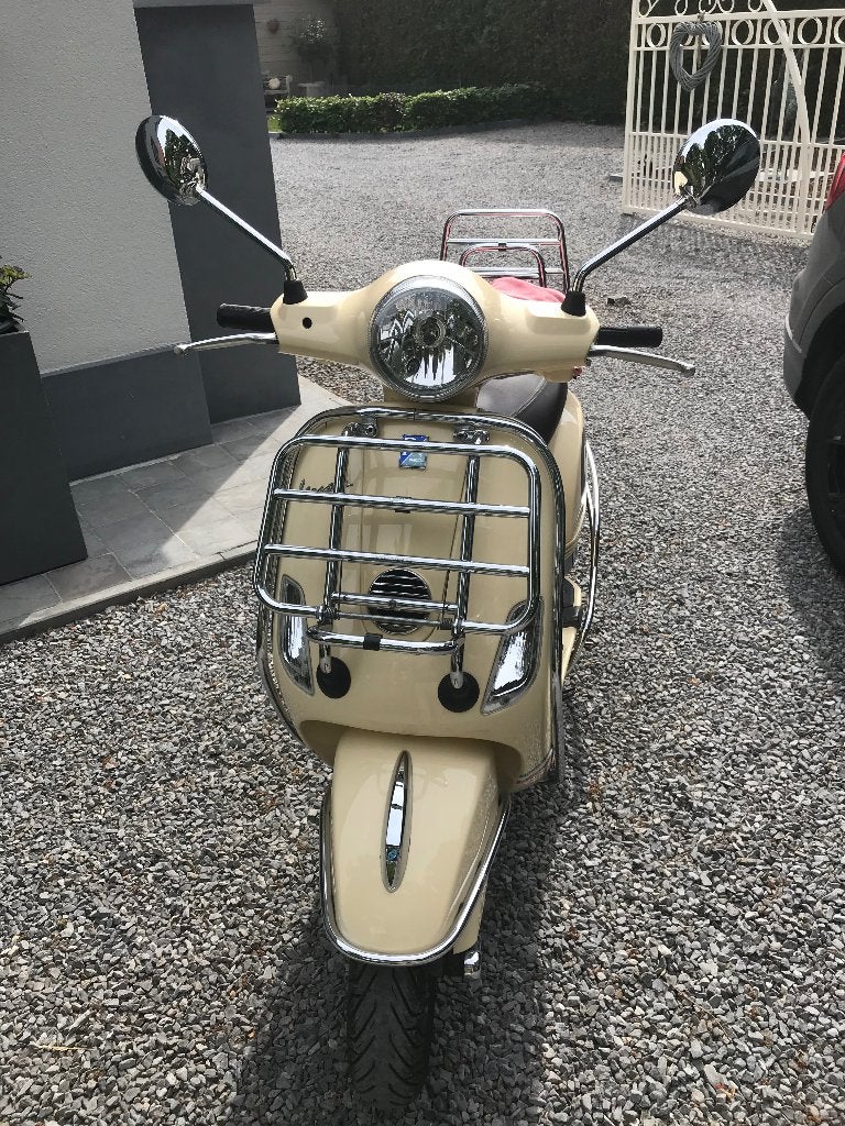 Carénage vespa 125 lx ie, Ophalen, Gebruikt