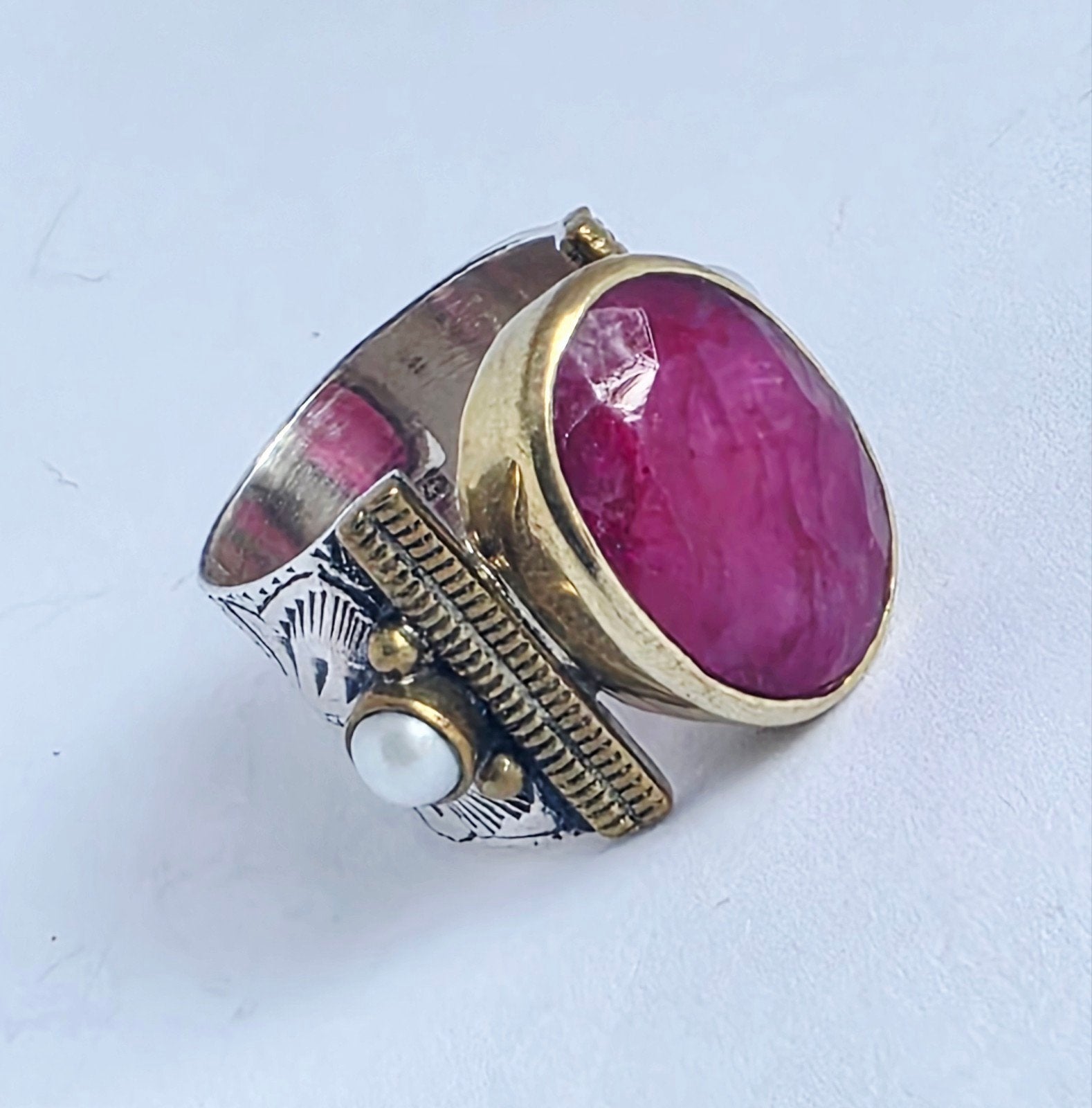 Zilveren ring met natuurlijke robijn, parels, Frankrijk, Handtassen en Accessoires, Ophalen of Verzenden, Zilver, Zilver