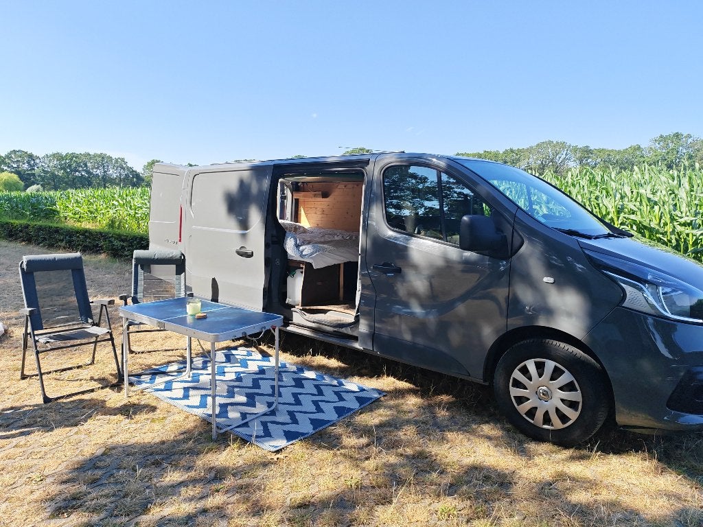 Renault Trafic L2 Campervan / 140PK / OFF GRID / VICTRON, Caravans en Kamperen, Mobilhomes, Buscamper of Camperbus, Particulier