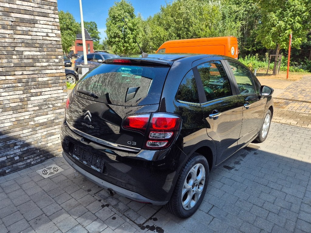 Citroën C3 Exclusive 1.2i 2016 AC Camera Navi GARANTIE, Voorwielaandrijving, Stof, 1199 cc, Bedrijf