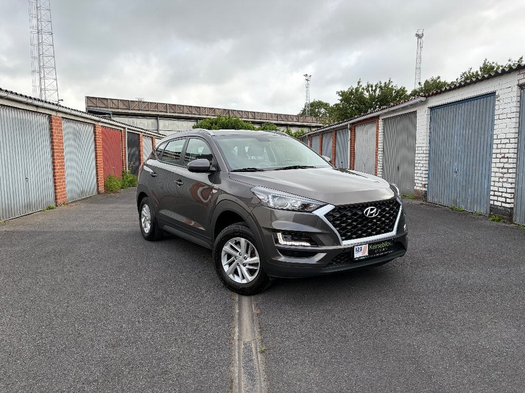 hyundai tucson, benzine,  parkeersensoren, nieuwstaat, Auto's, Testrit aan huis, Zwart, Overige kleuren, 1600 cc