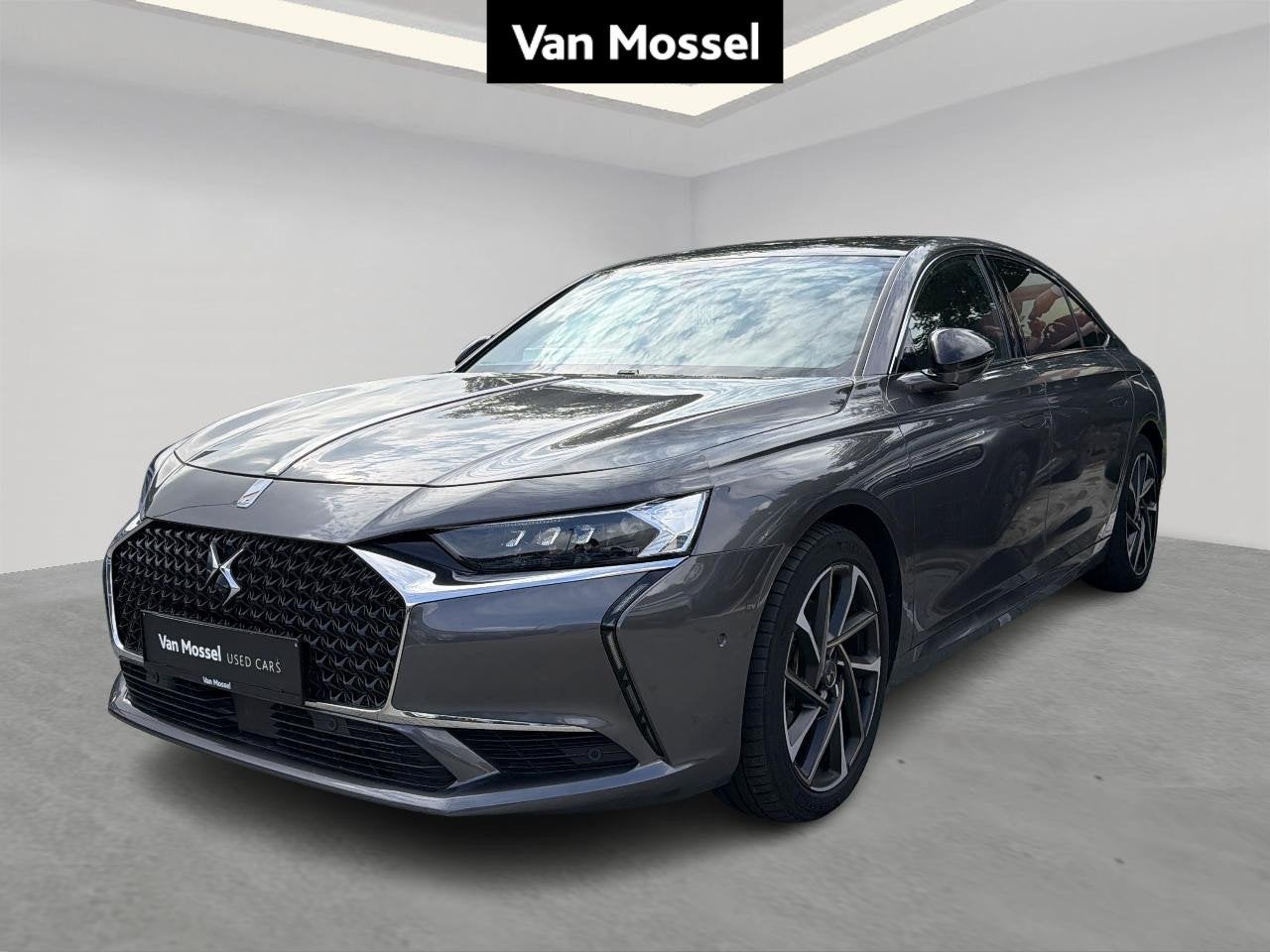 DS DS 9 E-Tense 250 RIVOLI +, Stof, Zwart, 4 cilinders, 16 kWh