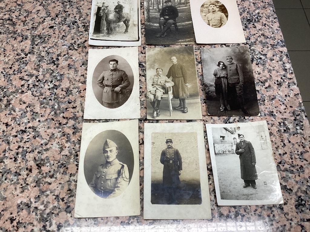 Lot de 9 photos militaires anciennes, Collections, Photos & Gravures, Enlèvement ou Envoi, Avant 1940, Photo, Costume traditionnel
